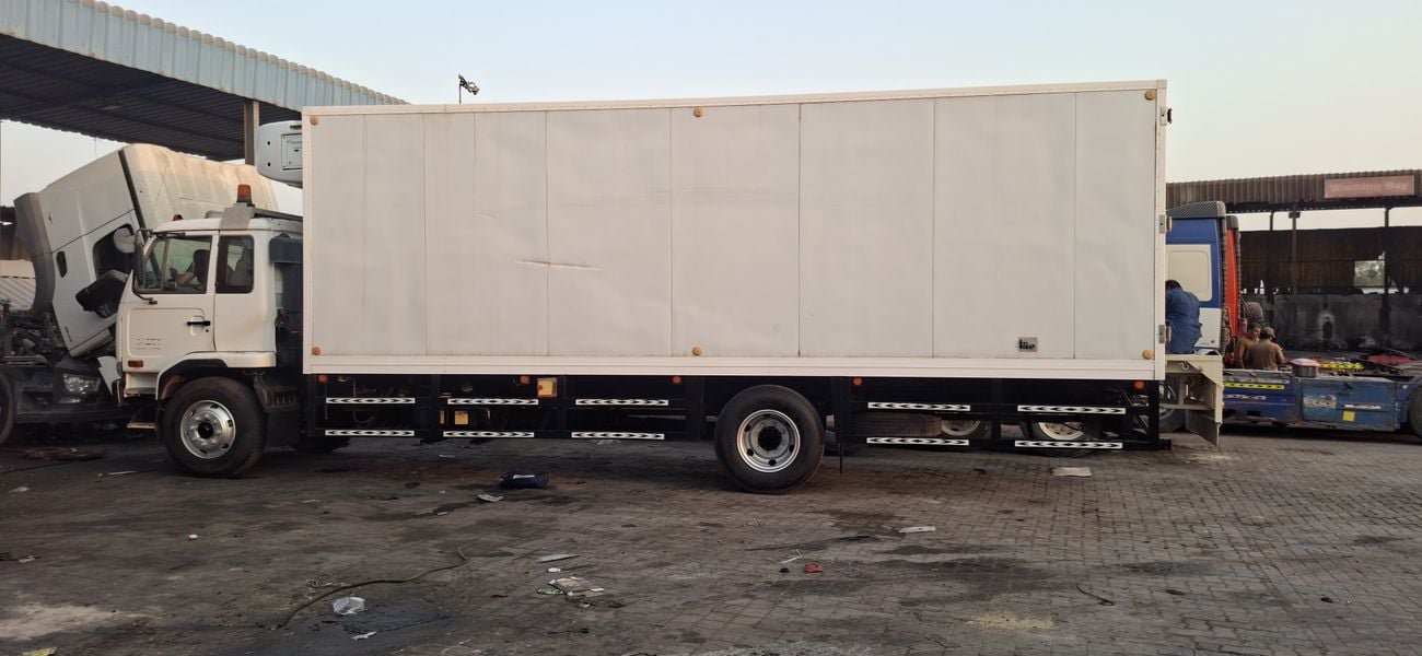Nissan United Diesel