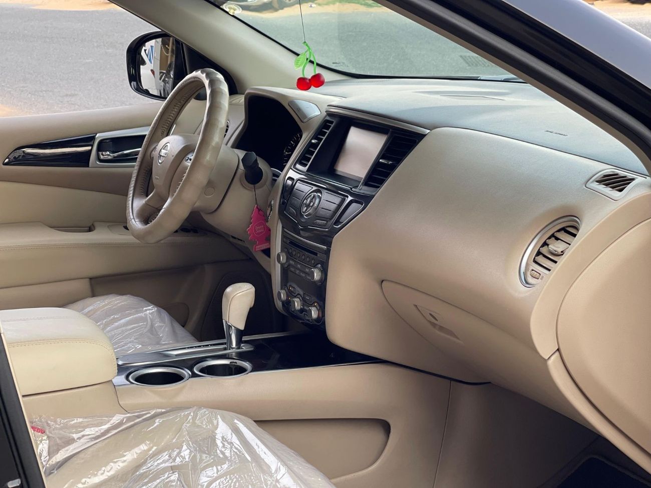 Nissan Pathfinder Std PATHFINDER / 2014 / GCC / In Perfect Condition