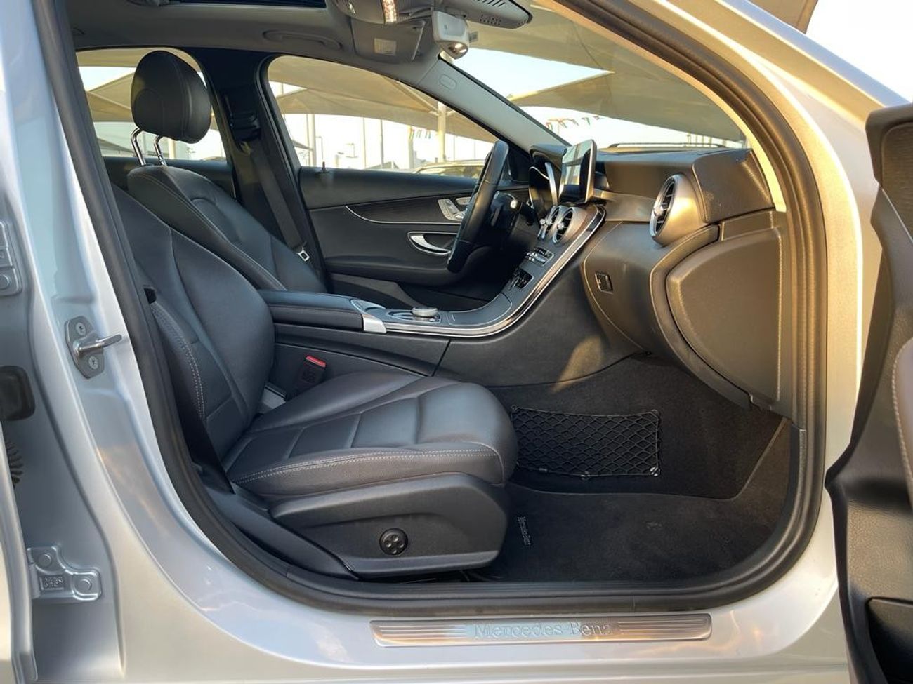 Mercedes-Benz C 300 Premium Mercedes C300 _USA_2020_Excellent Condition _Full option