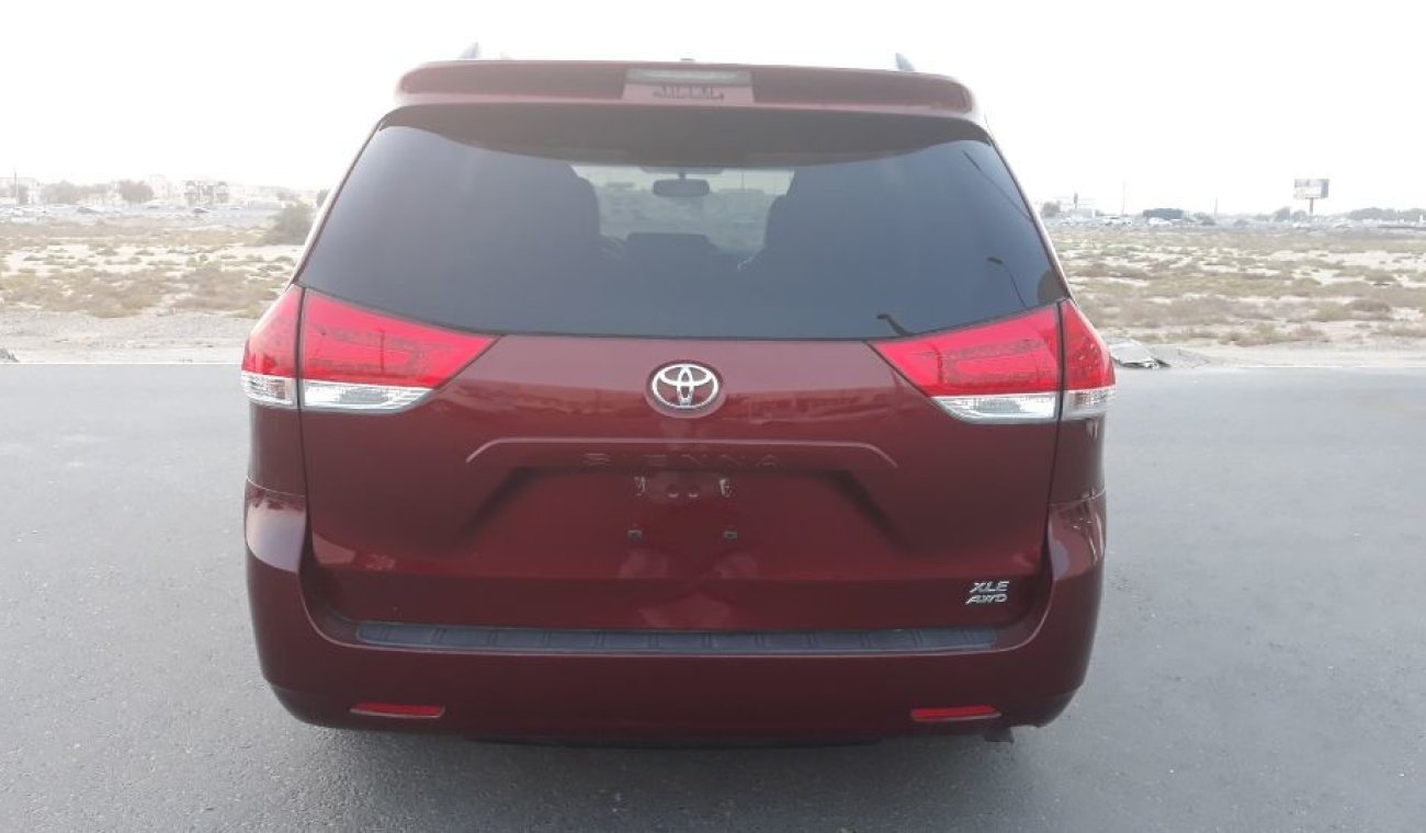 Toyota Sienna 2012 Full options American specs low mileage clean car