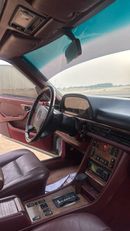 Mercedes-Benz 560 SEC