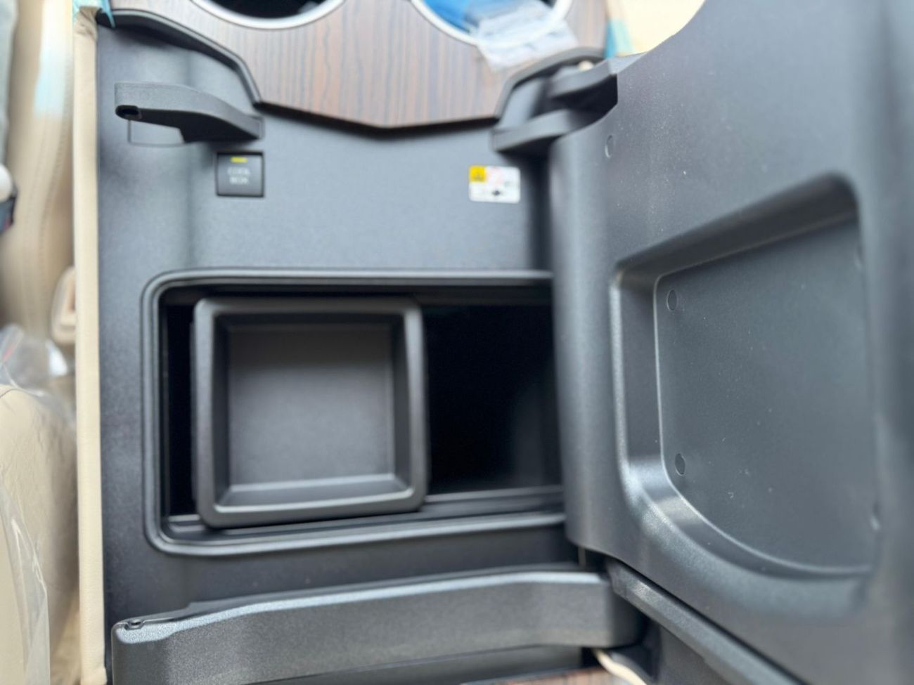 Toyota Land Cruiser GXR 3.5L