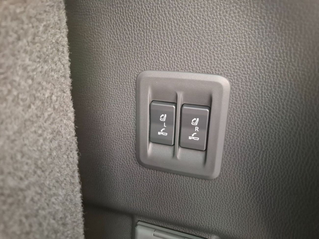 Toyota Prado TOYOTA PRADO 2.4L Luxury Top 2025 With Panoramic GCC (EXPORT ONLY)