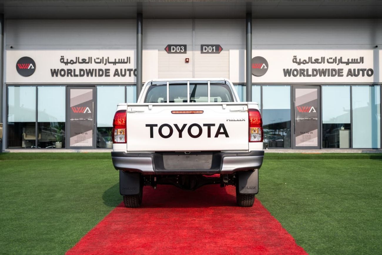 Toyota Hilux DC 2.4Ltr. 4X4 6MT-DSL (Country)