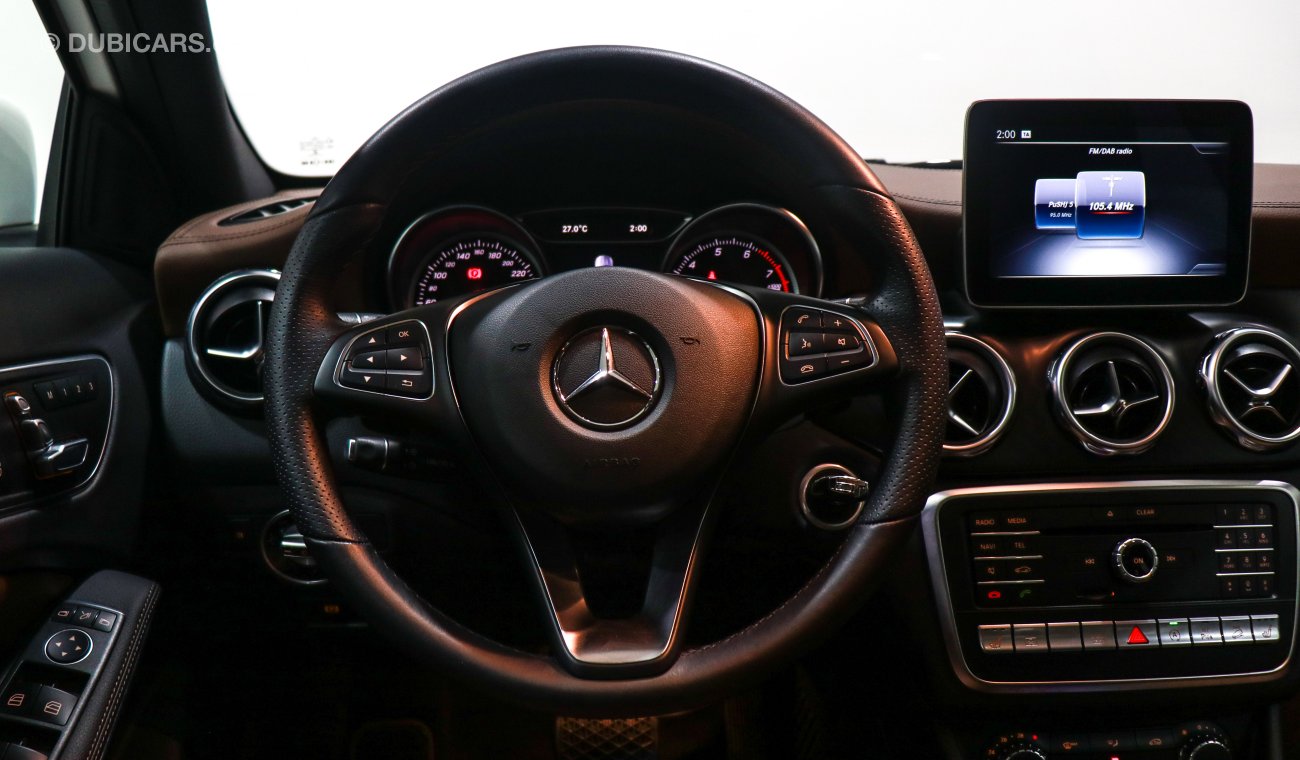 Mercedes-Benz GLA 250 4MATIC VSB 28410