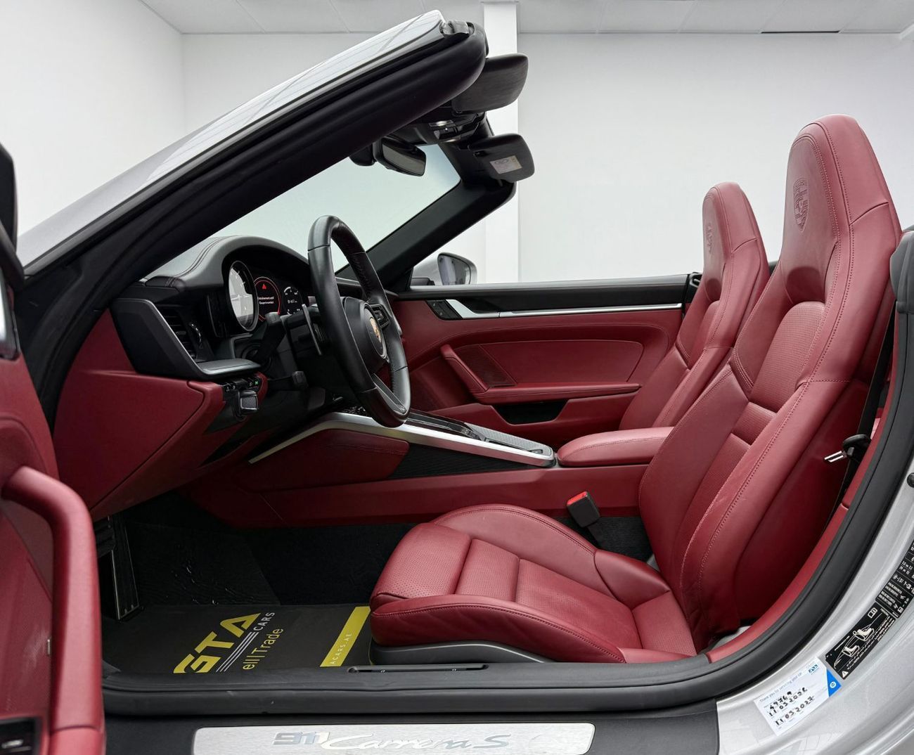 Porsche 911 Carrera S 3.0L (444 HP) Convertible 2021 Porsche 911 Carrera S Cabriolet, 2027 Porsche Warranty, Ful