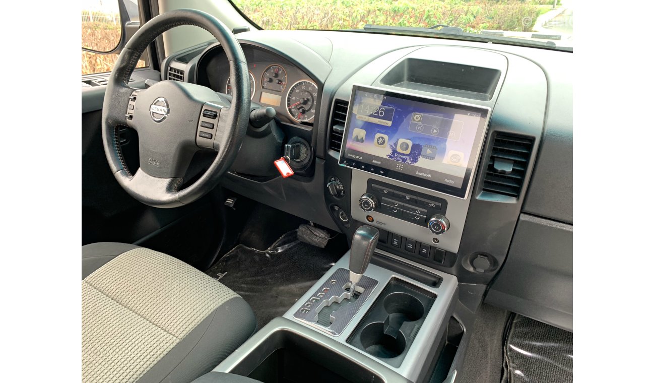 Nissan Titan PRO 4 X - EXCELLENT CONDITION