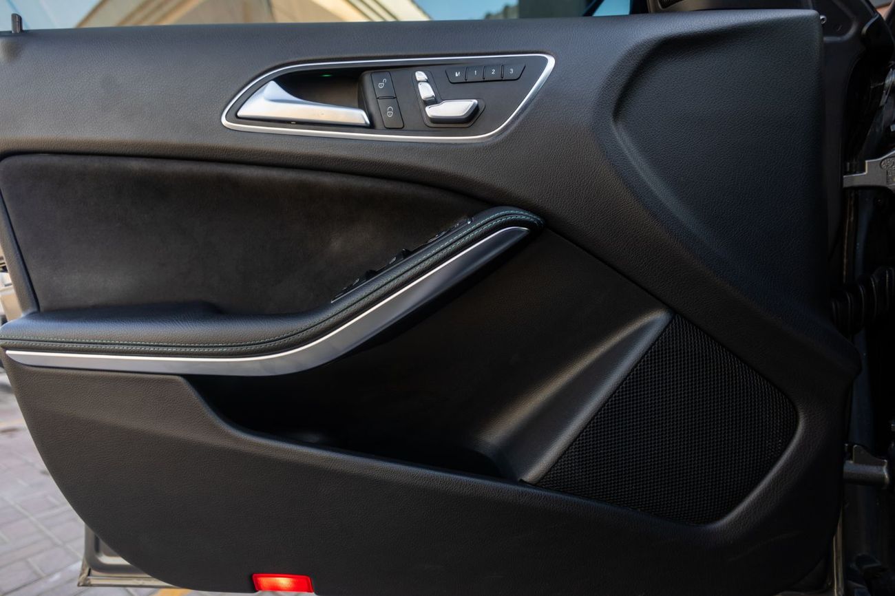 Mercedes-Benz A 250 Sport AMG 2.0L