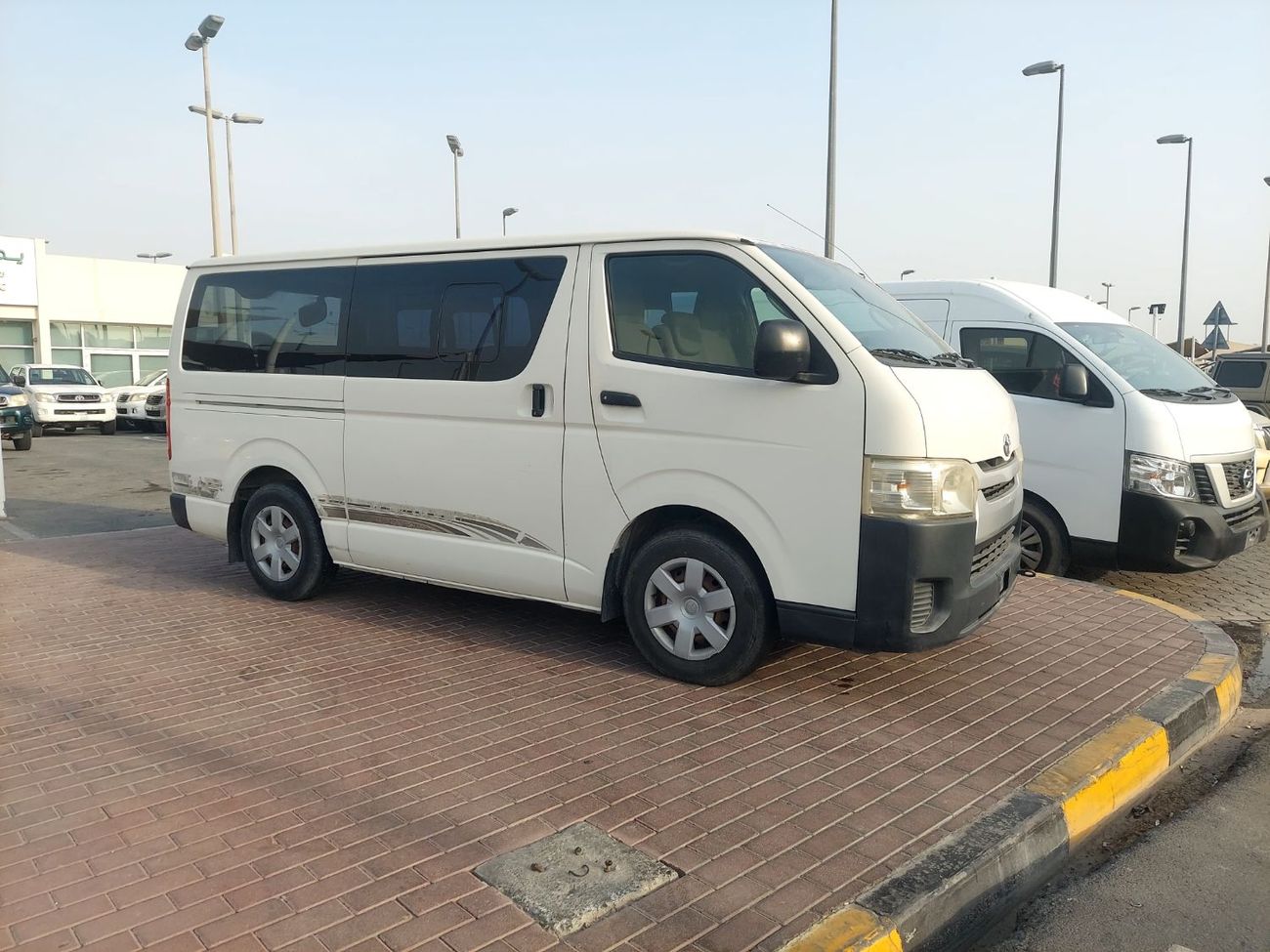 Toyota Hiace 2.5l DIESEL MANUAL TRANSMISSION