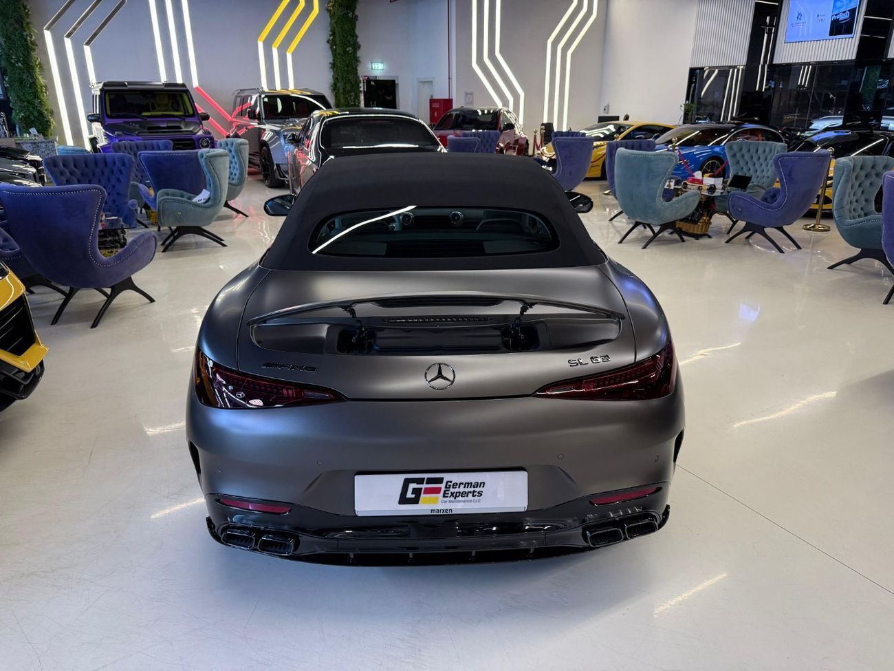 مرسيدس بنز SL 63 AMG Roadster SE Performance 2023 SL63 AMG -3 Years Warranty and Service Contract from Dealership - Mint