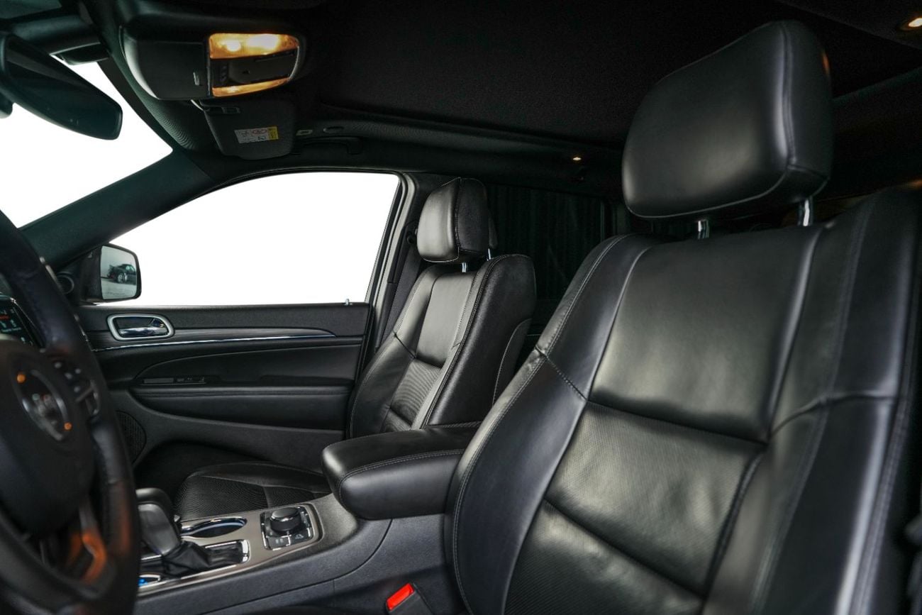 Jeep Grand Cherokee LIMITED GCC-Al Futtaim Warranty & Service Contract-Full Service History-Black Pack