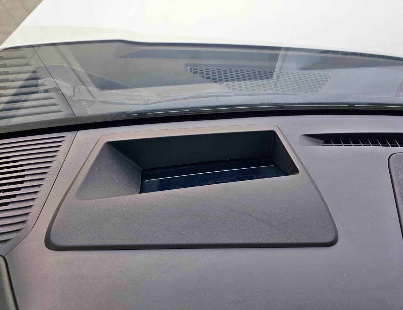 تويوتا برادو ADVENTURE TURBO / 2.4L V4 PETROL / RADAR / HEADUP DISPLAY / 360* CAMERA WITH PWR SEATS / (CODE#PPADV
