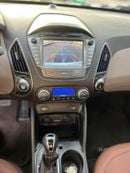 هيونداي توسون  2014 Hyundai Tucson 2.4L V4 - Rear Camera - panoramic sunroof - Leather Seats