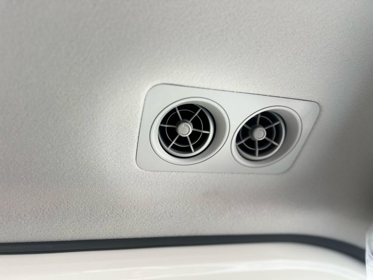 Toyota Coaster 2025 TOYOTA COASTER 4.0L DIESEL 23 SEATER WITH ROOF RACK ELECTRIC DOOR LUGGAGE RACK