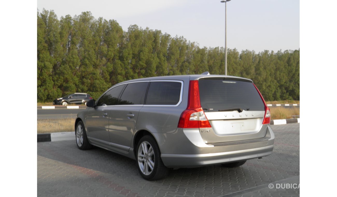 Volvo V70 2013 Ref # 259 (FINAL PRICE)