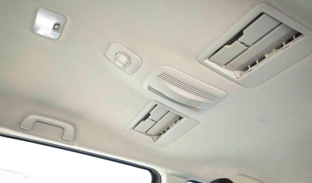 تويوتا فيلوز Toyota Veloz V 1.5 - Black inside Black 2025