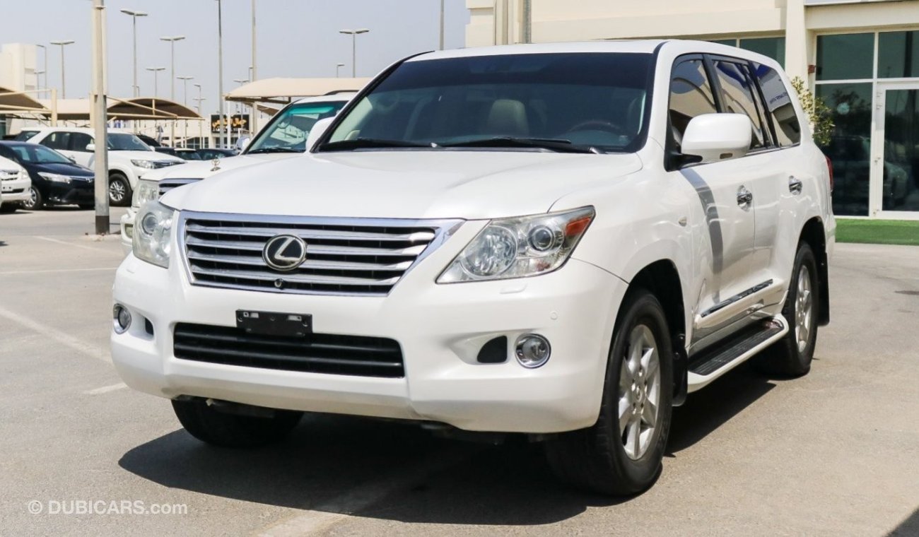Lexus LX 570 LX570 Full Option White 2008 In Excellent Condition