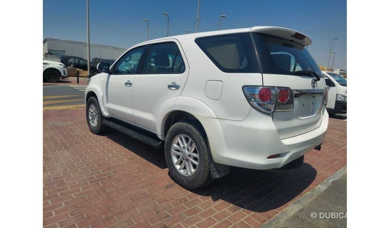 Toyota Fortuner 3.0L DIESEL MANUAL TRANSMISSION