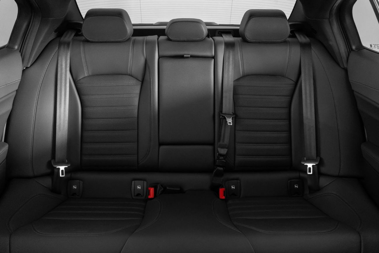 Alfa Romeo Giulia 2024 Alfa Romeo Giulia Q2 / 5 Year Alfa Romeo Warranty & Service Contract