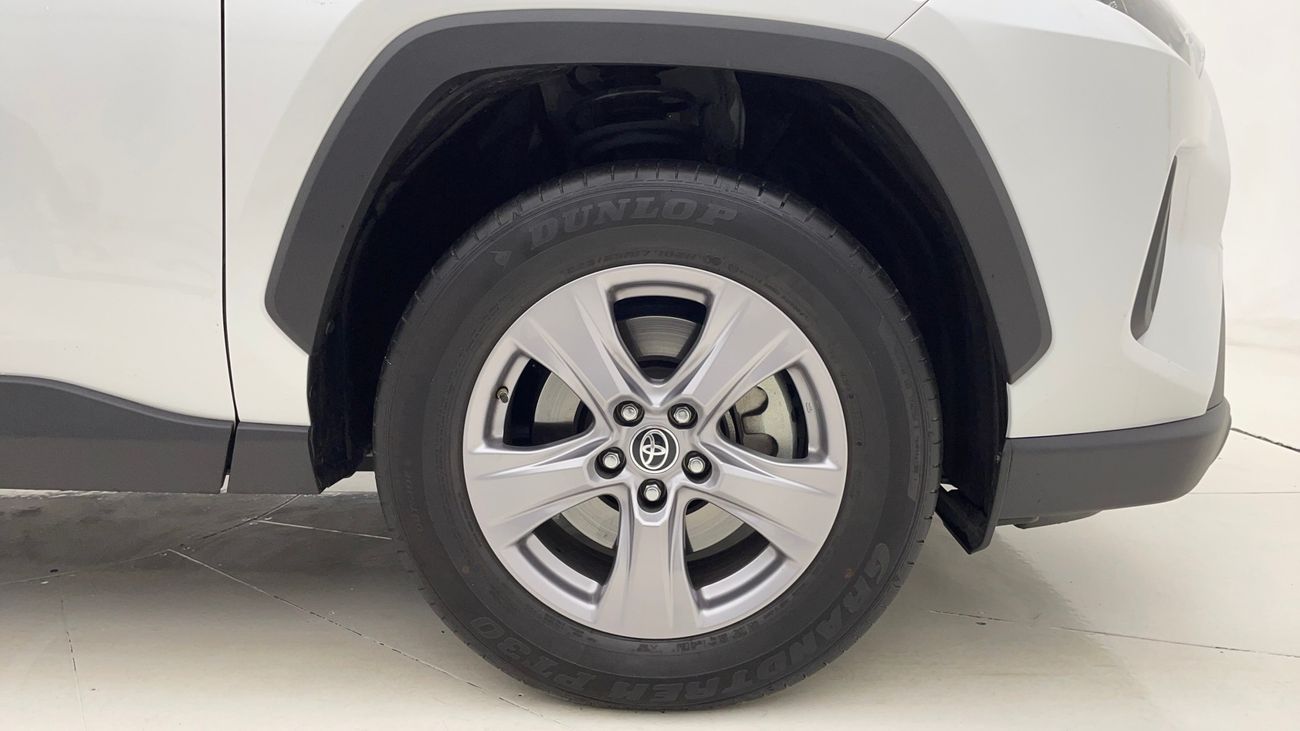 تويوتا راف ٤ EXR 2.5 | بدون دفعة مقدمة | اختبار القيادة في المنزل