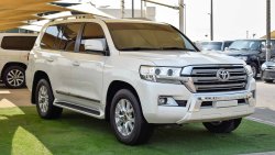 Toyota Land Cruiser GXR V6