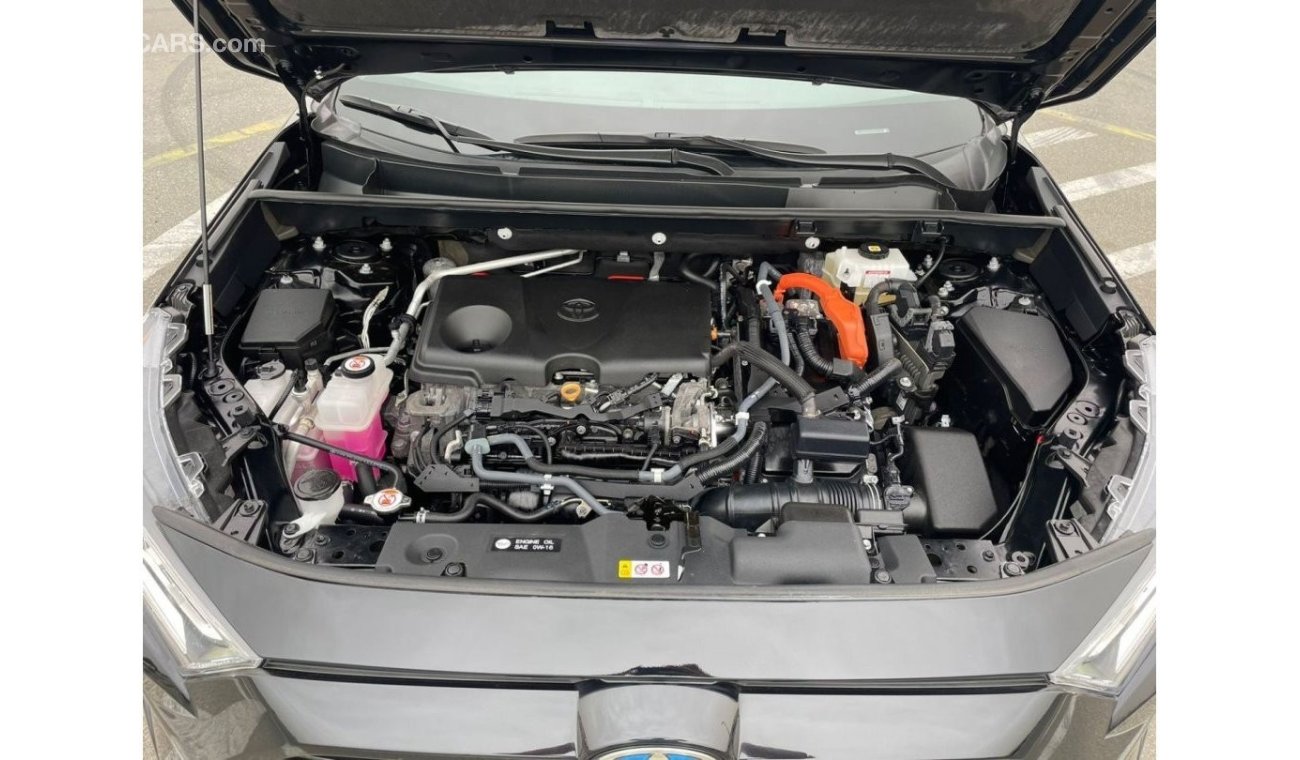 Toyota RAV4 2021 Toyota RAV4 XLE Hybrid Fuel 4x4 AWD - UAE PASS