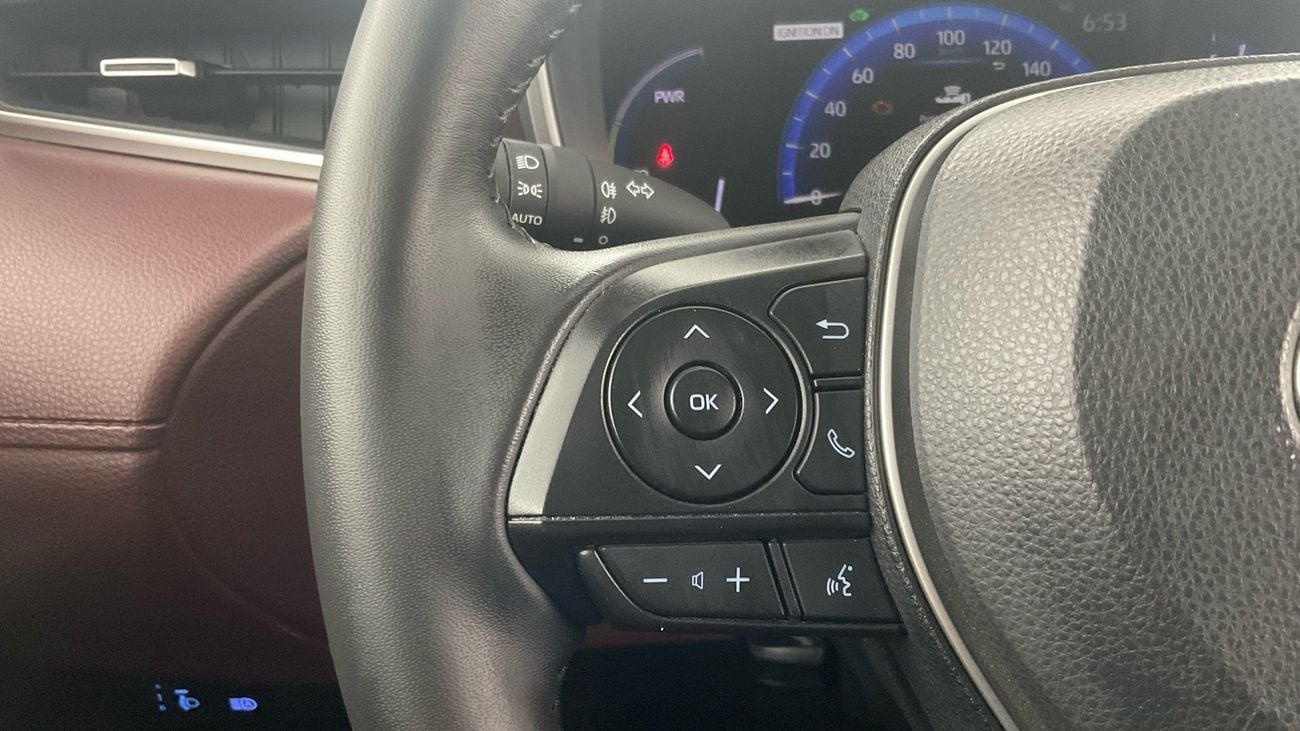 Toyota Corolla Cross GLI | upto AED 20,000 Ramadan Discount | Guaranteed Warranty | 0 Down Payment