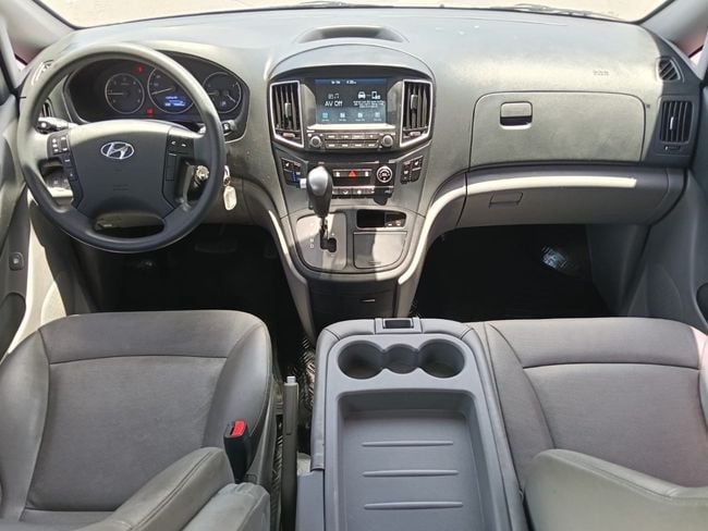 Hyundai H-1 Van 9 Seater Diesel, миниатюра 22