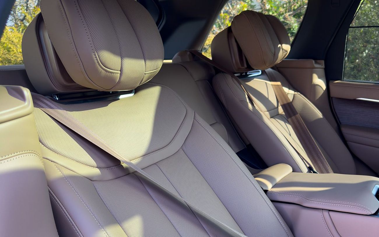 لاند روفر رينج روفر Autobiography 3.0L P460e LWB Right Hand Drive