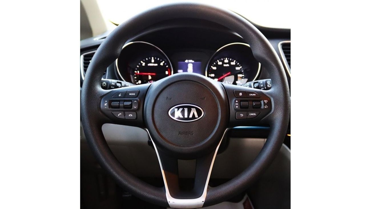 Kia Carnival Kia Carnival EX (YP) model 2019, 5 dirhams. MPV, 3.3 litres, 6 cylinder diesel, automatic, front whe