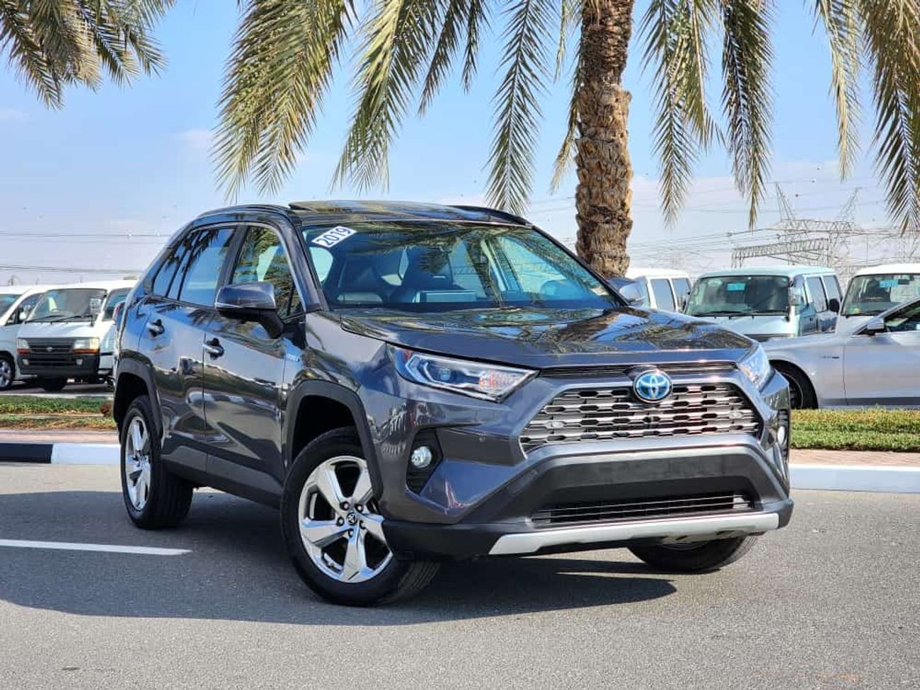 Toyota RAV4 XLE TOYOTA RAV4 LIMITED HYBRID 2019 FULL OPTION