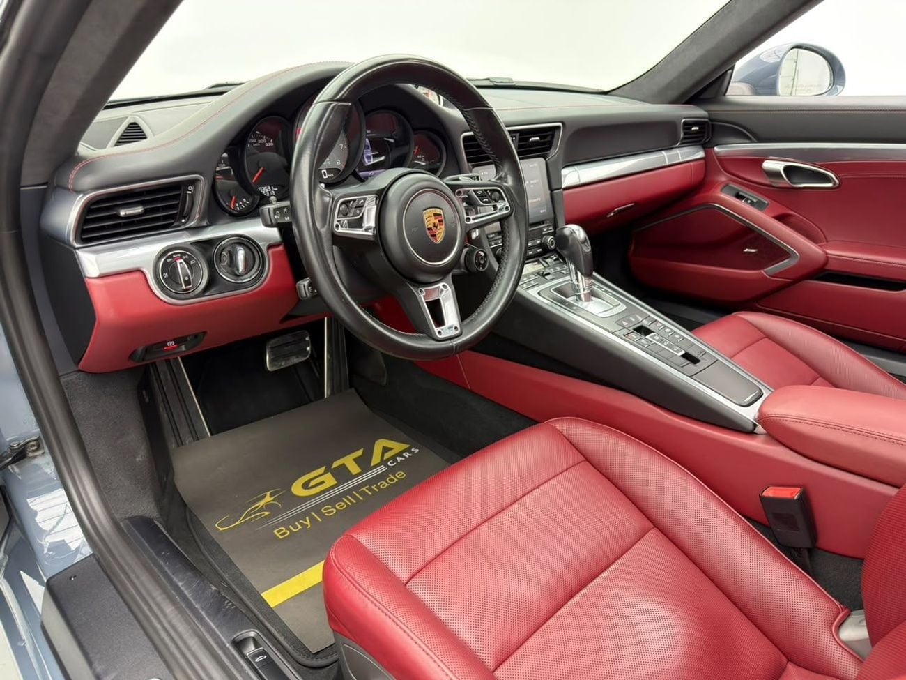 بورش 911 كاريرا 4S