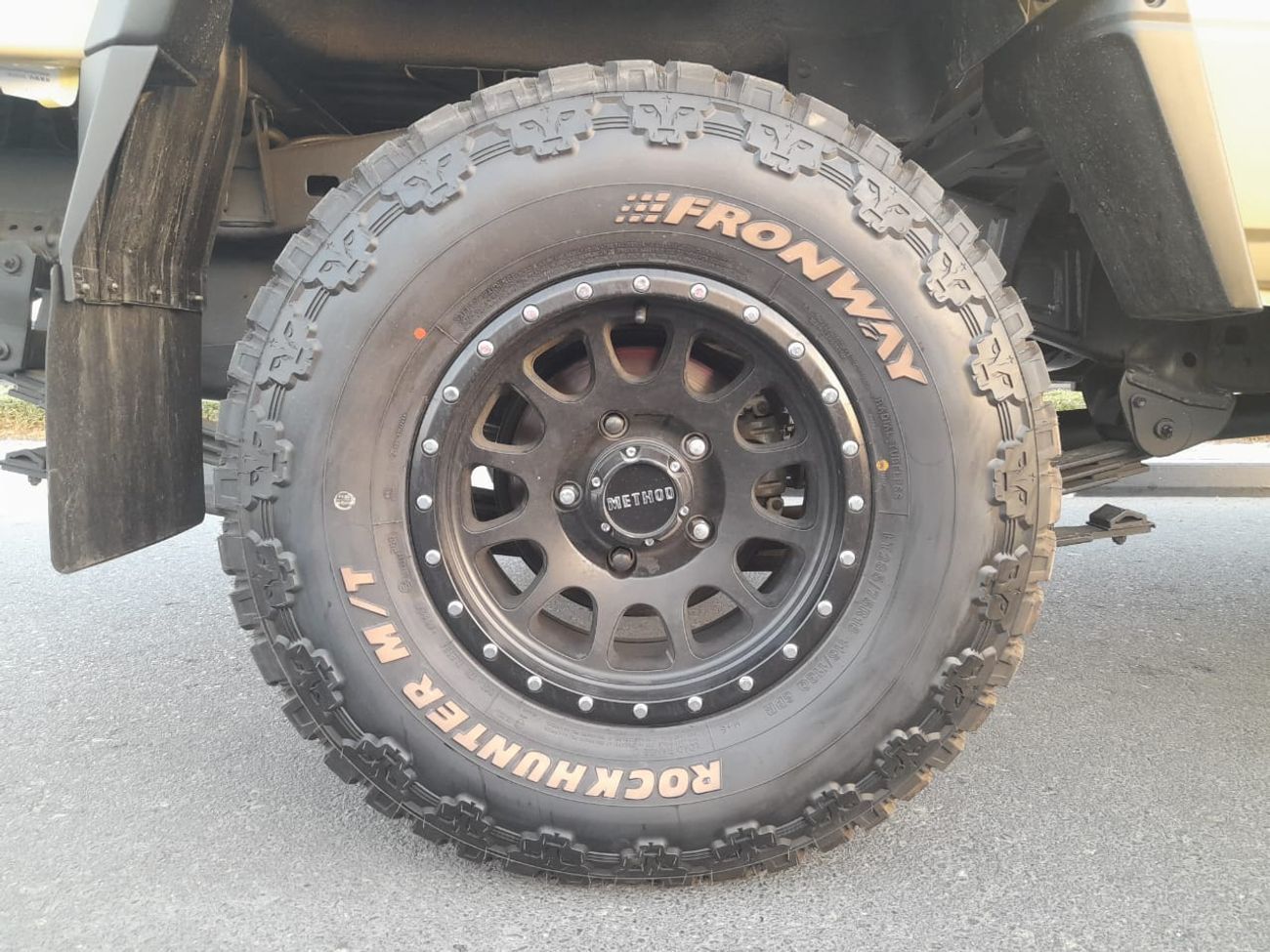 تويوتا لاند كروزر بيك آب MANUAL V8 RHD