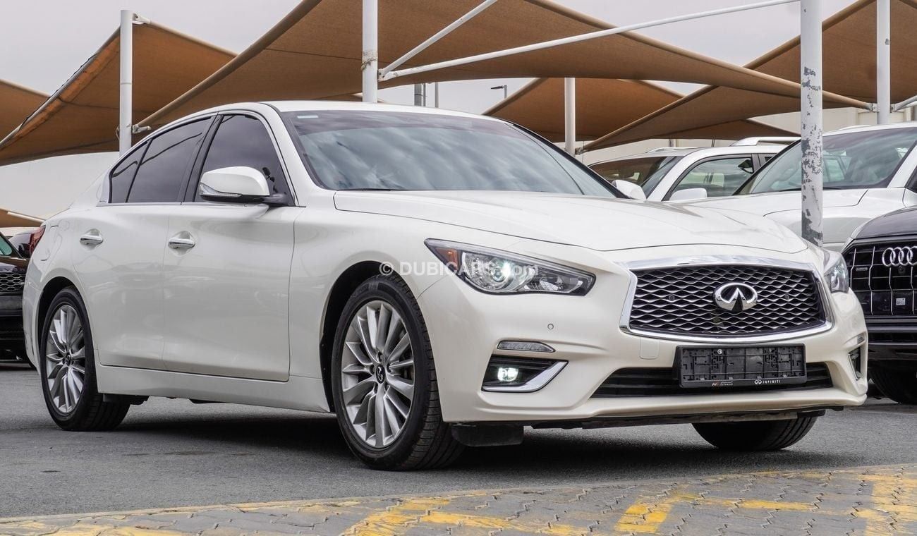 إنفينيتي Q50