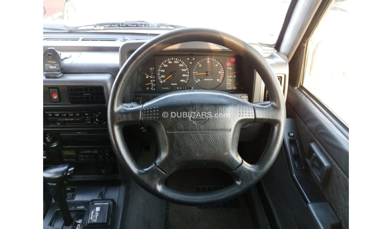 Nissan Patrol Safari NISSAN SAFARI RIGHT HAND DRIVE (PM1029)