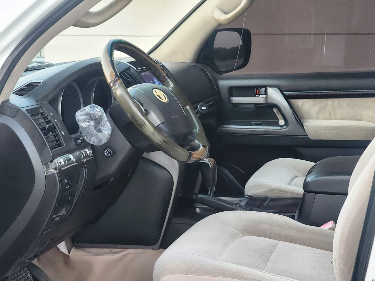 Toyota Land Cruiser VXR