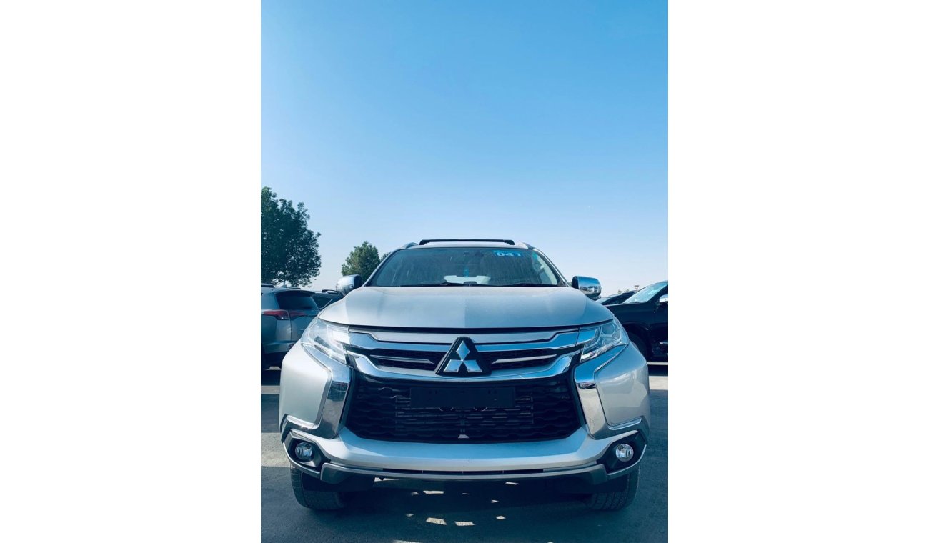 Mitsubishi Outlander Full option leather seats push start Diesel