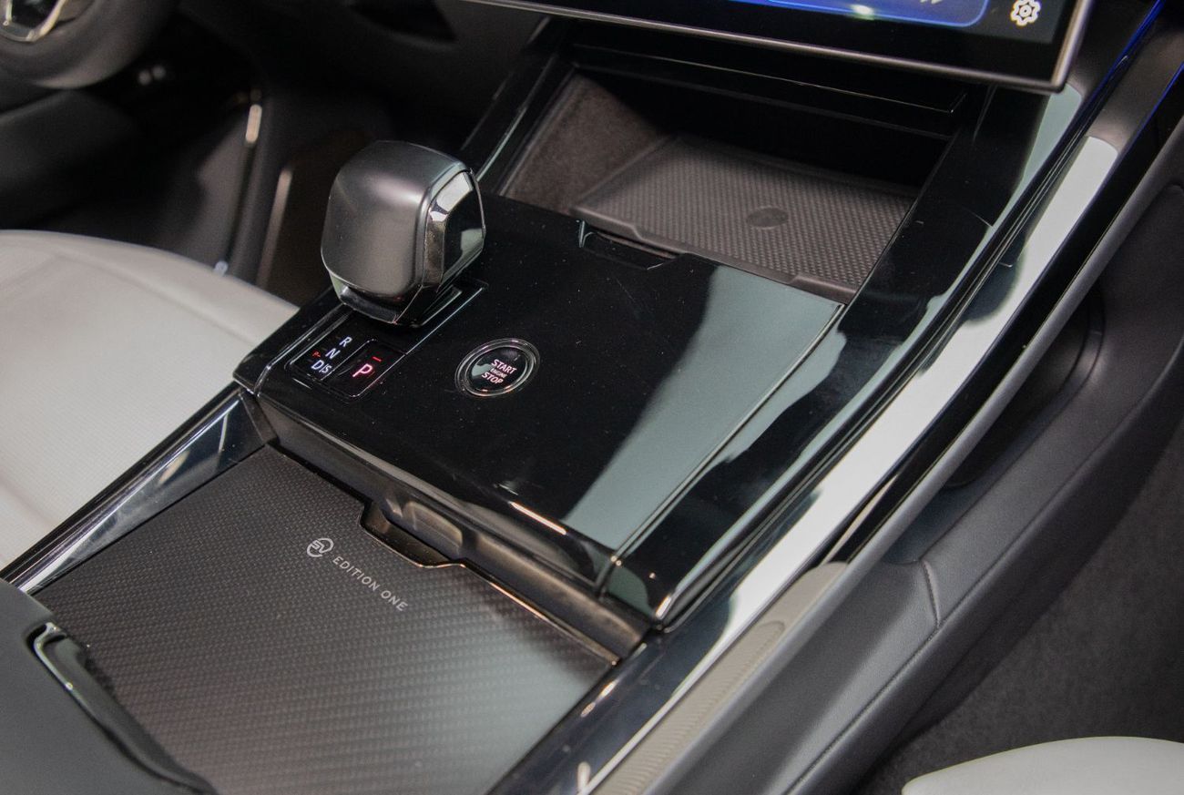 Land Rover Range Rover Sport SV EDITION ONE