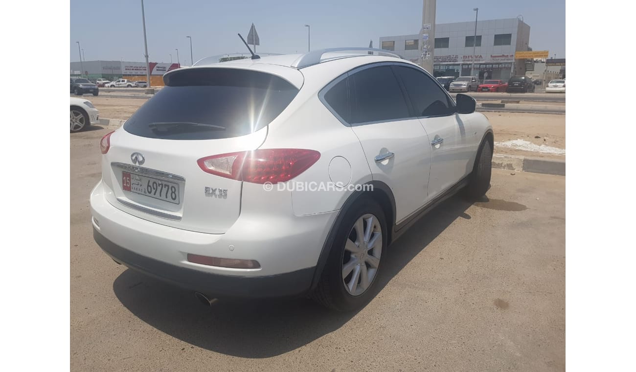 Infiniti EX35