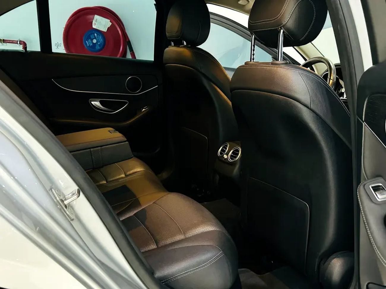 مرسيدس بنز C 200 AMG AVANTGARDE