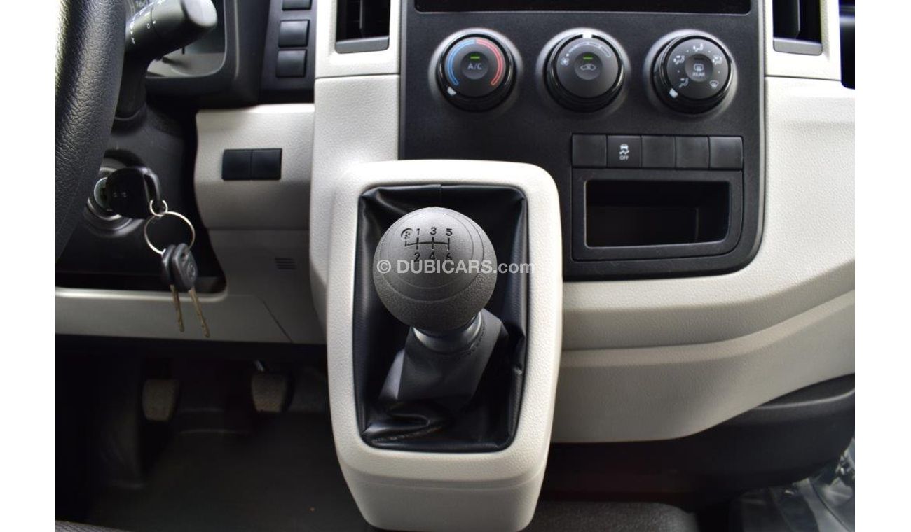 Toyota Hiace DELIVERY VAN DX 3.5L PETROL MANUAL TRANSMISSION