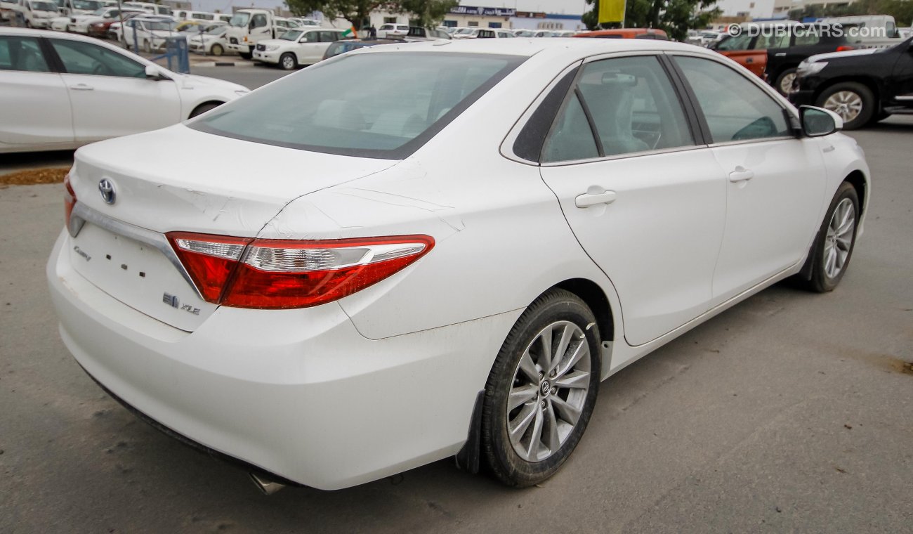 Toyota Camry Hybrid