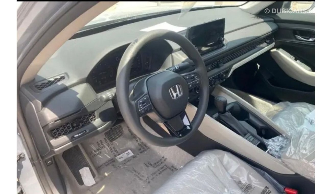 هوندا أكورد 2023 Honda Accord 1.5L 4 Cylinders Turbo Automatic Zero KM