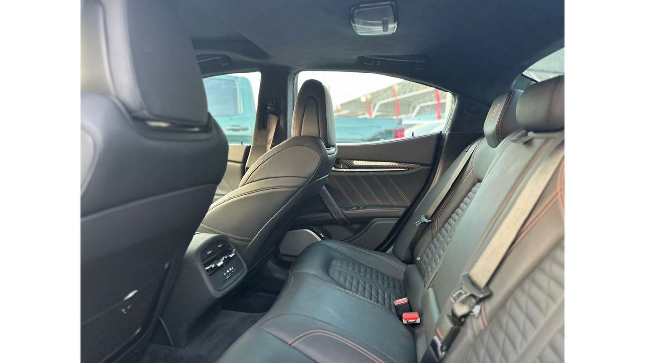 مازيراتي جيبلي maserati ghibli trofeo 2022 korea specs