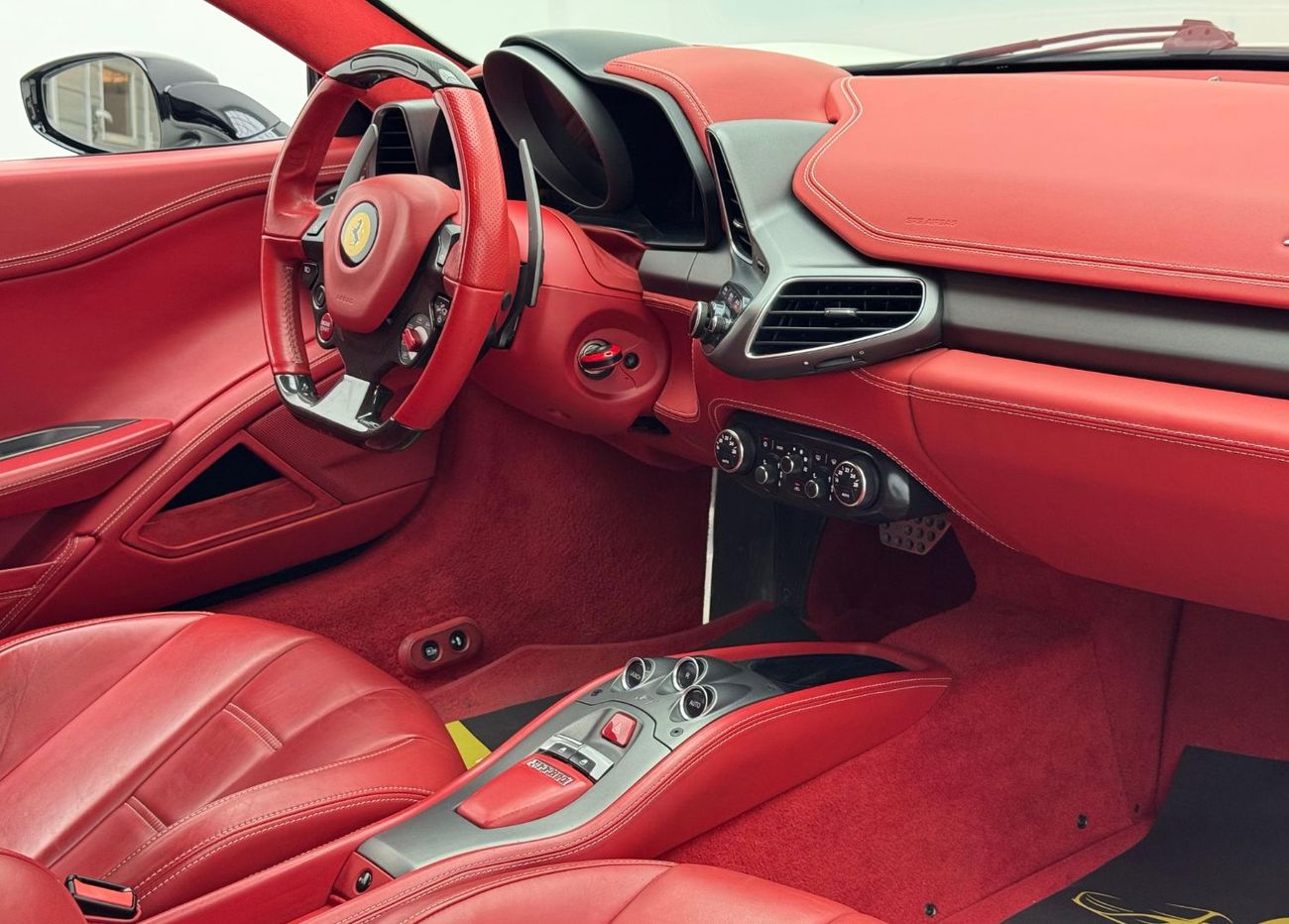 فيراري 458 2014 Ferrari 458 Italia, Service History, Excellent Condition, Low Kms, GCC