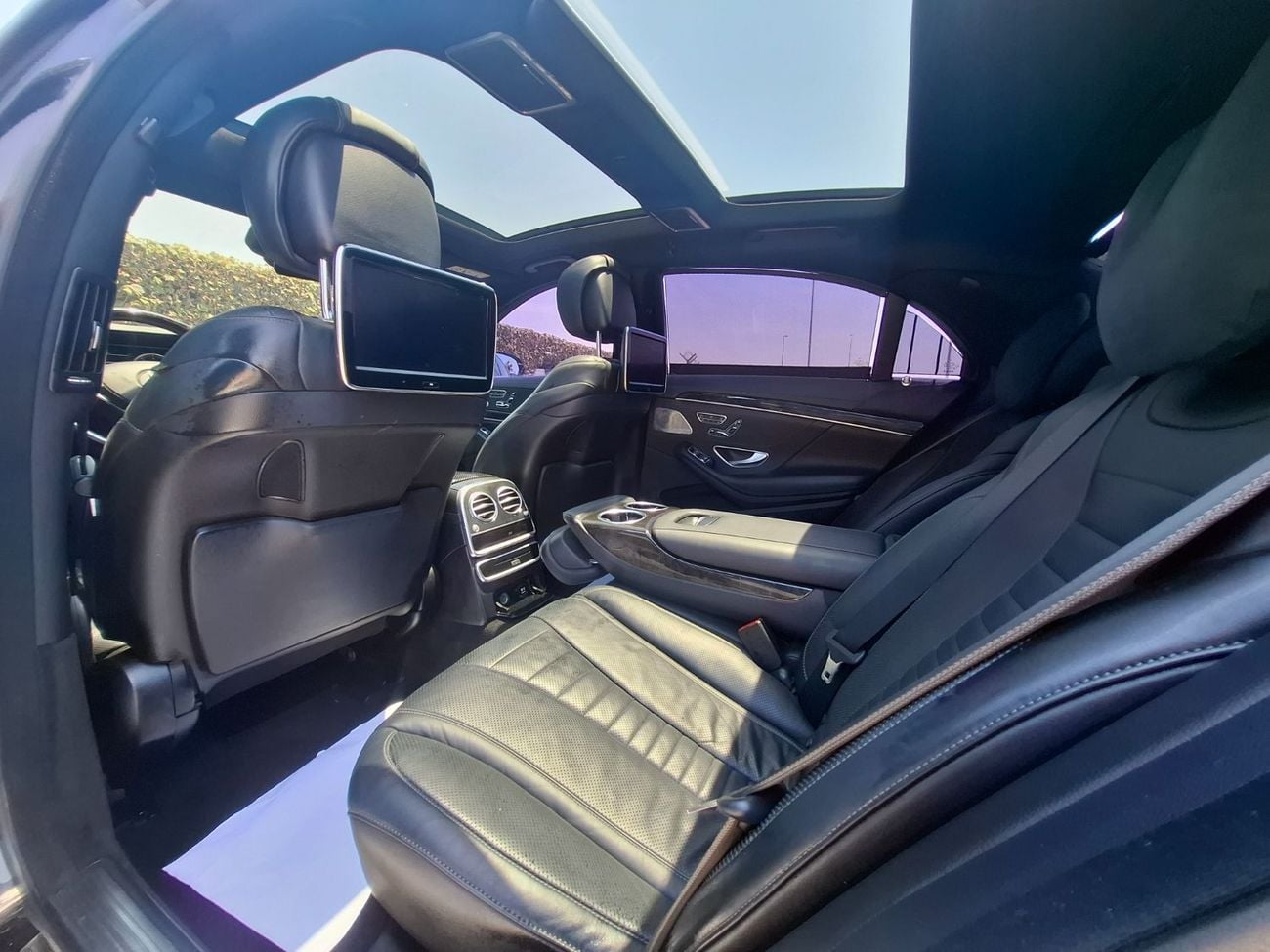 Mercedes-Benz S 500 AMG 4.7L Mercedes-Benz S500 Full option  2014