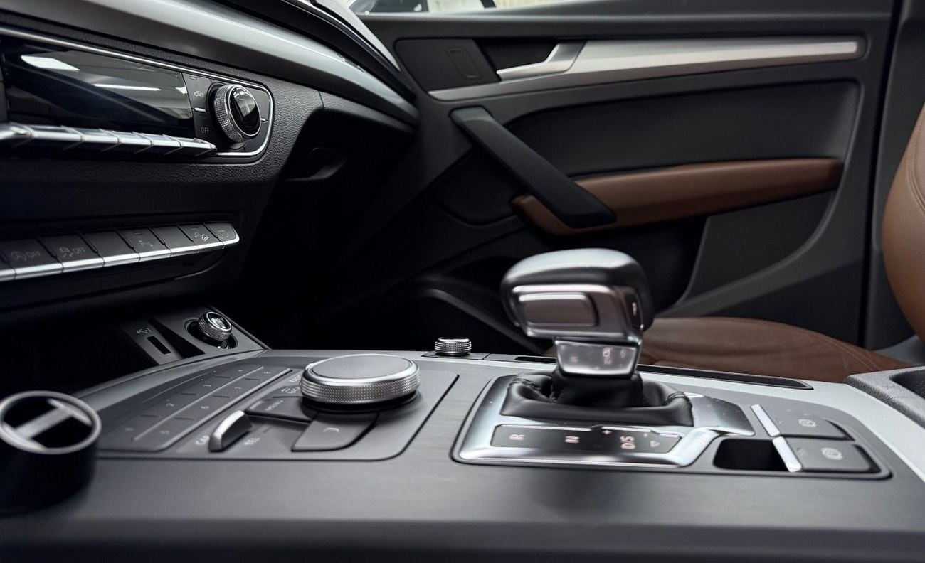 Audi Q5 45 TFSI Quattro Basic 2.0L