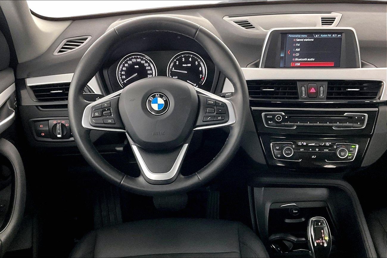 بي أم دبليو X1 sDrive 20i Executive | شامل الضمان | 0 ﺪﻔﻋﺓ ﺃﻮﻟﻯ