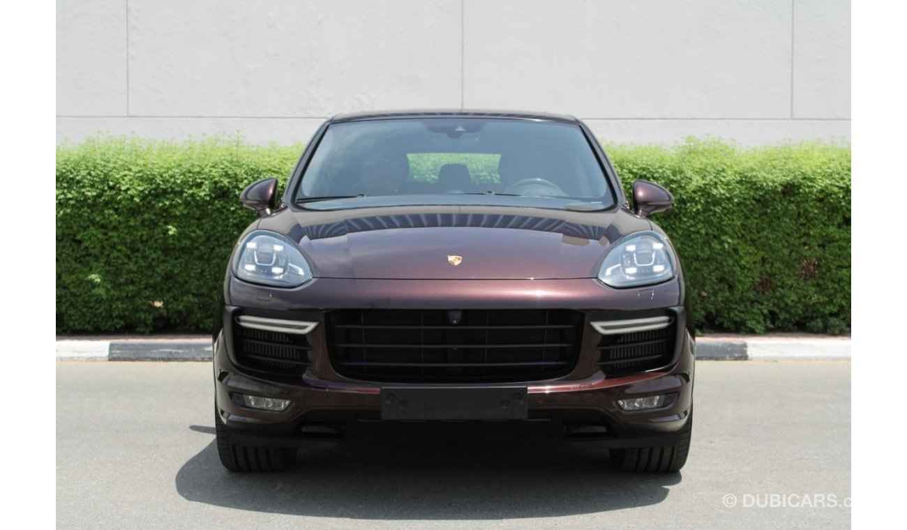 Porsche Cayenne GTS GTS FULL OPTIONS GCC