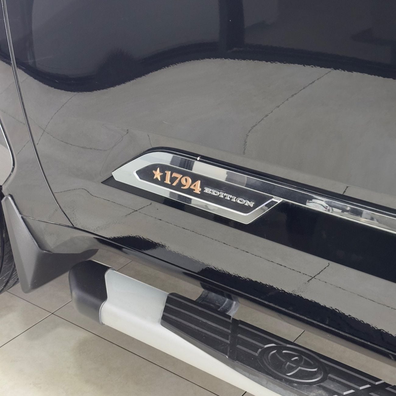 Toyota Tundra 1794 EDITION (NON GCC)